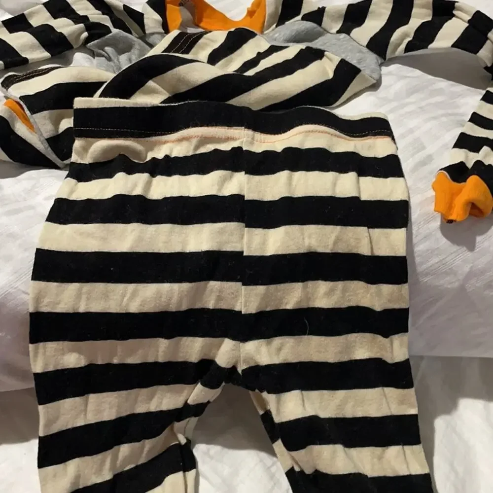 Peanuts Snoopy 4t Halloween pj’s worn once